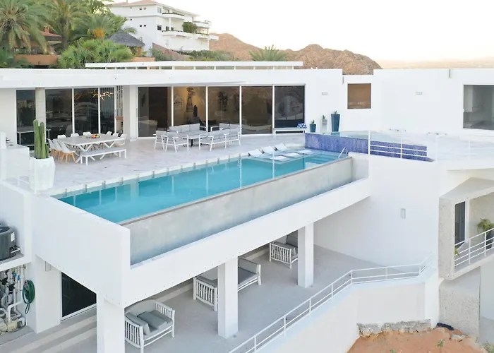 Tanzanita De Law By Cabo Villa *